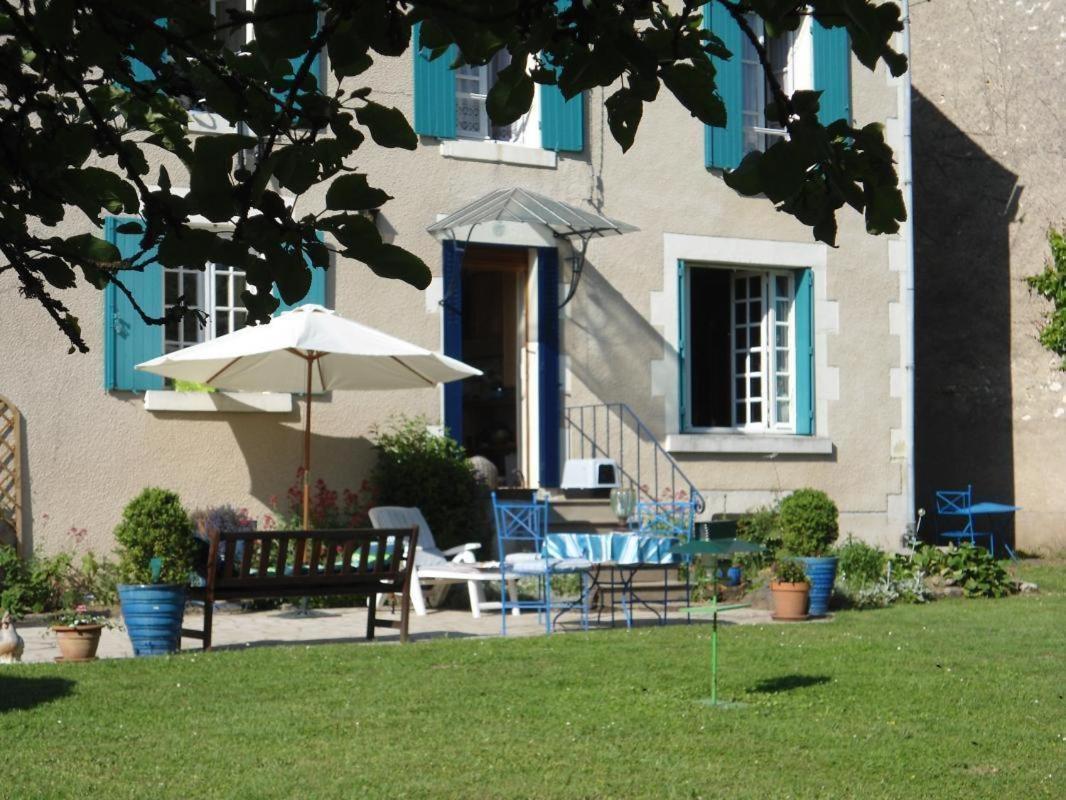 La Maison Bleue Arquian Exterior photo